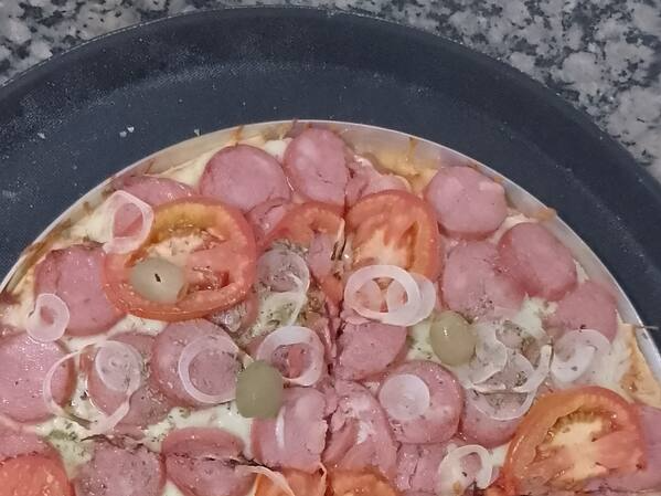 Pizza Calabresa